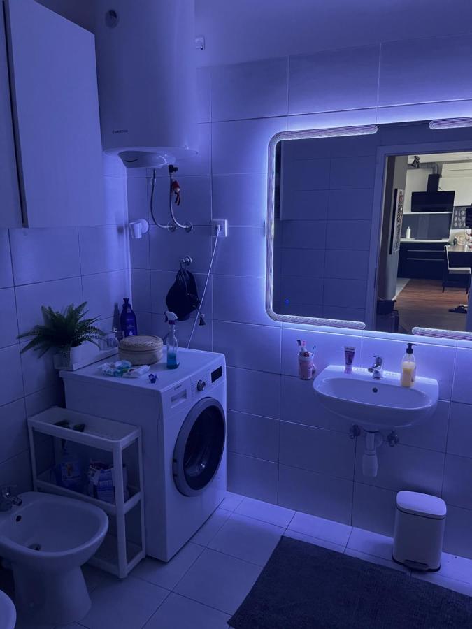 Apartman Vanesa Lägenhet Split Exteriör bild